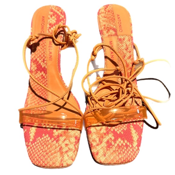 Antonio Melani heels pail orange tie up heel
bLACK FRIDAY DEALS - Picture 1 of 4